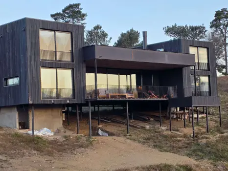 Perla Negra // Residencia de Autor & Vanguardia en las Sierras
